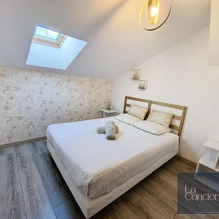 Le Croisillon -futuroscope-parking-laconciergerie * Chasseneuil-du-Poitou